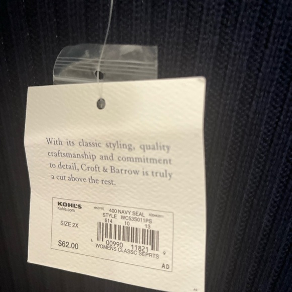 Croft & Barrow Navy Blue  Zipped Sweater with  Puffer Sleeves - Picture 8 of 15